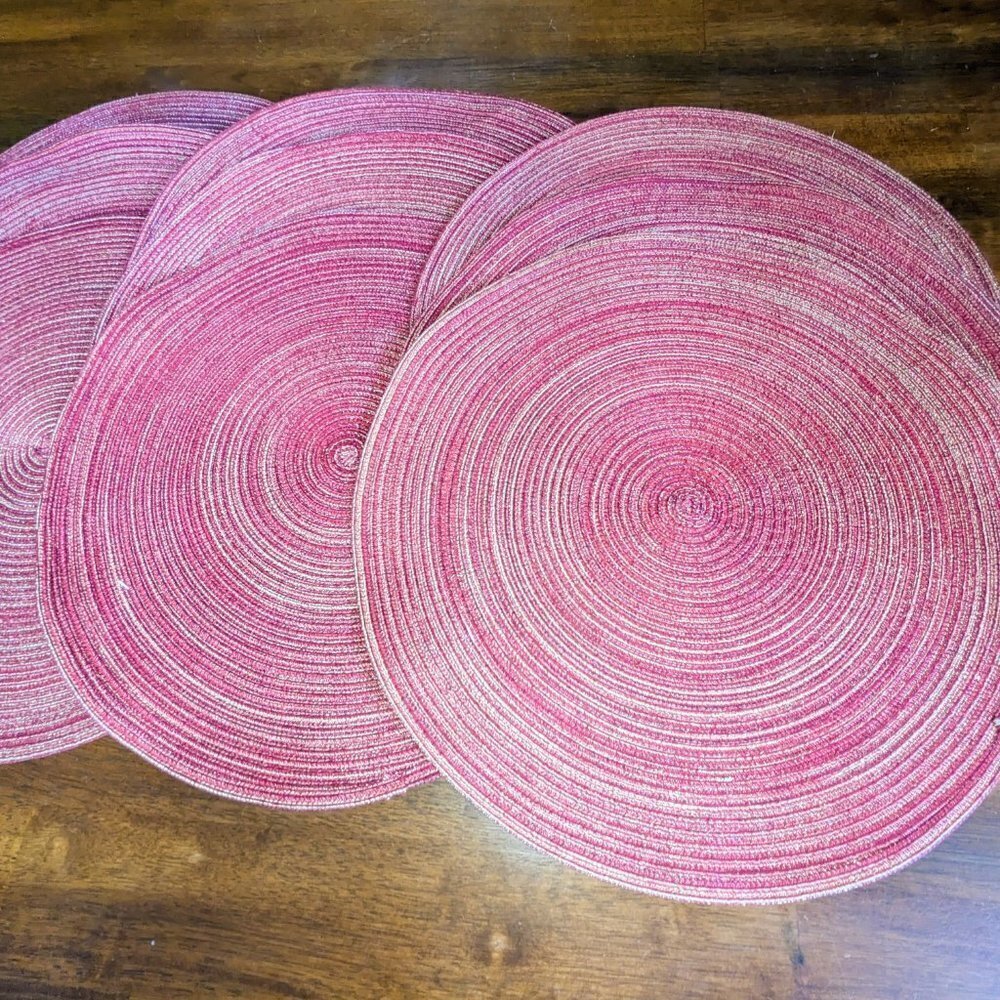 15" Spillproof Red Striped Round Placemat Set (x10) - Picture 4 of 4
